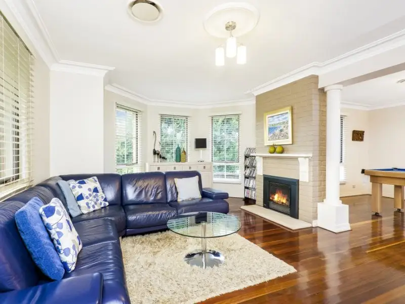 6A Governor Phillip Place, West Pennant Hills Sold by Louis Carr Real Estate - image 3