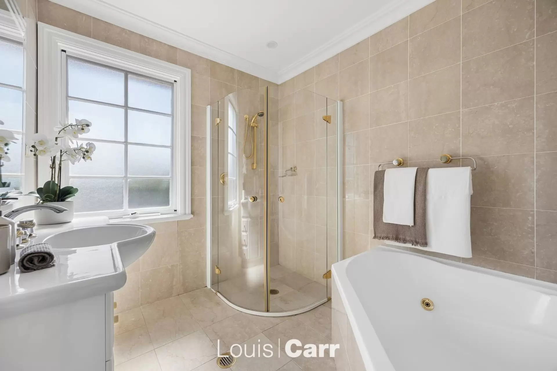 2 Excalibur Avenue, Castle Hill Auction by Louis Carr Real Estate - image 15