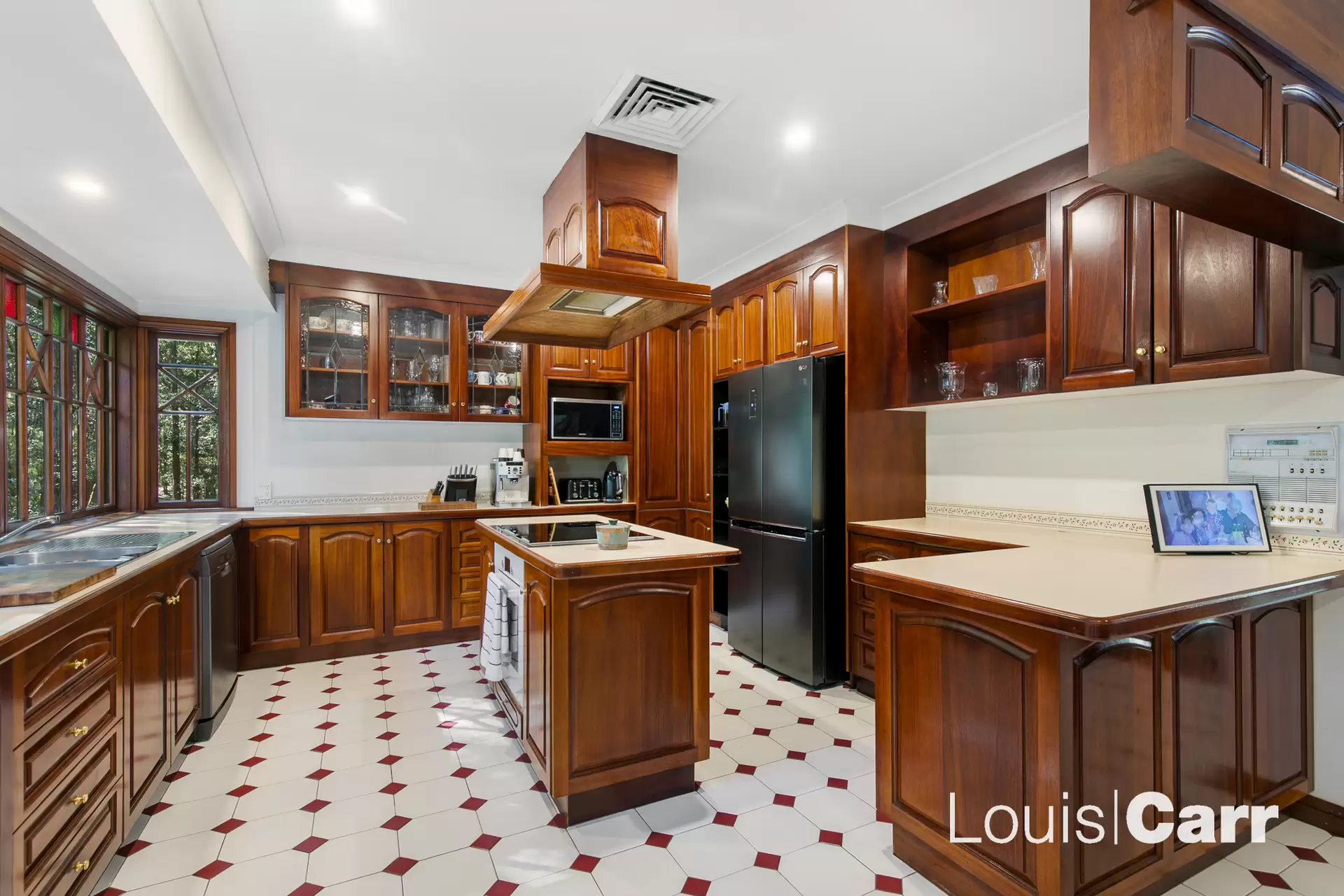 20 Jordana Place, Castle Hill For Sale by Louis Carr Real Estate - image 4