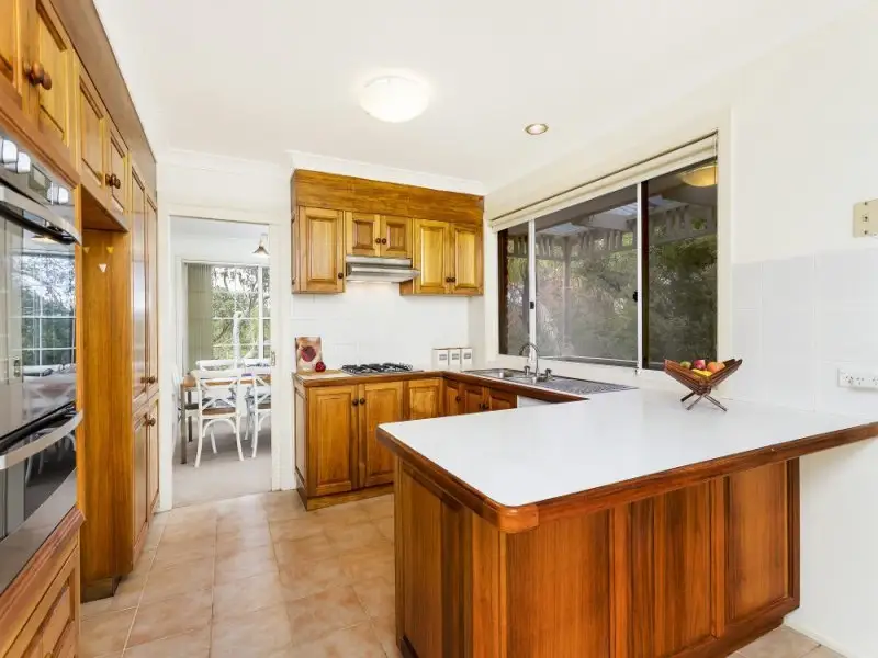 7 Patricia Place, Cherrybrook Sold by Louis Carr Real Estate - image 3