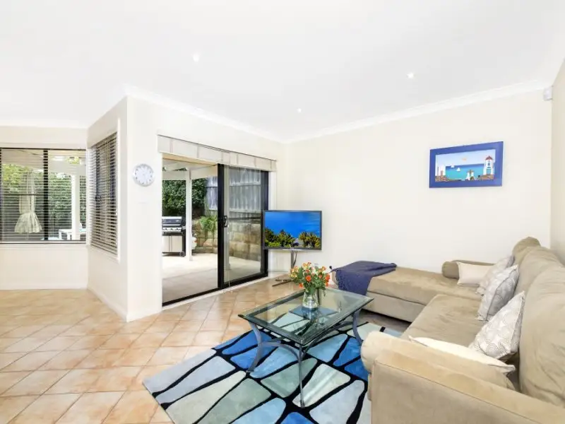 25 Arundel Way, Cherrybrook Sold by Louis Carr Real Estate - image 5