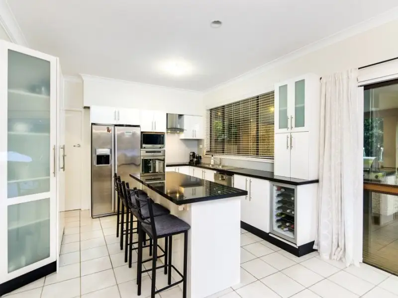 8 Range Road, West Pennant Hills Sold by Louis Carr Real Estate - image 2