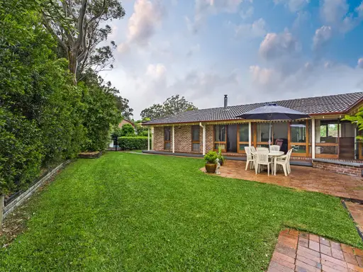 9 Teak Place, Cherrybrook Sold by Louis Carr Real Estate