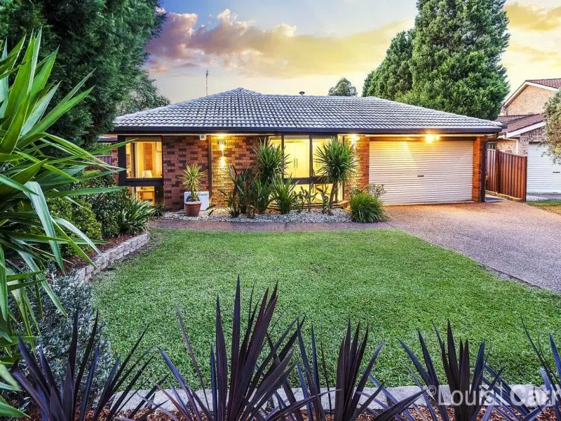 10 Hayley Place, Cherrybrook Sold by Louis Carr Real Estate - image 1