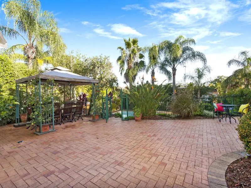 11 Lemongrass Place, Cherrybrook Sold by Louis Carr Real Estate - image 6