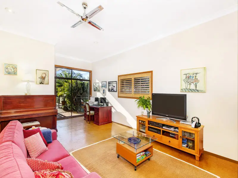 11 Myson Drive, Cherrybrook Sold by Louis Carr Real Estate - image 5