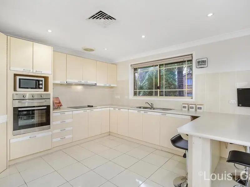 1/1 Caber Close, Dural Sold by Louis Carr Real Estate - image 3