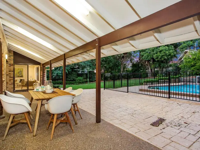 3 Yanderra Grove, Cherrybrook Sold by Louis Carr Real Estate - image 3