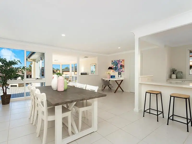 3 Boxwood Place, Cherrybrook Sold by Louis Carr Real Estate - image 3