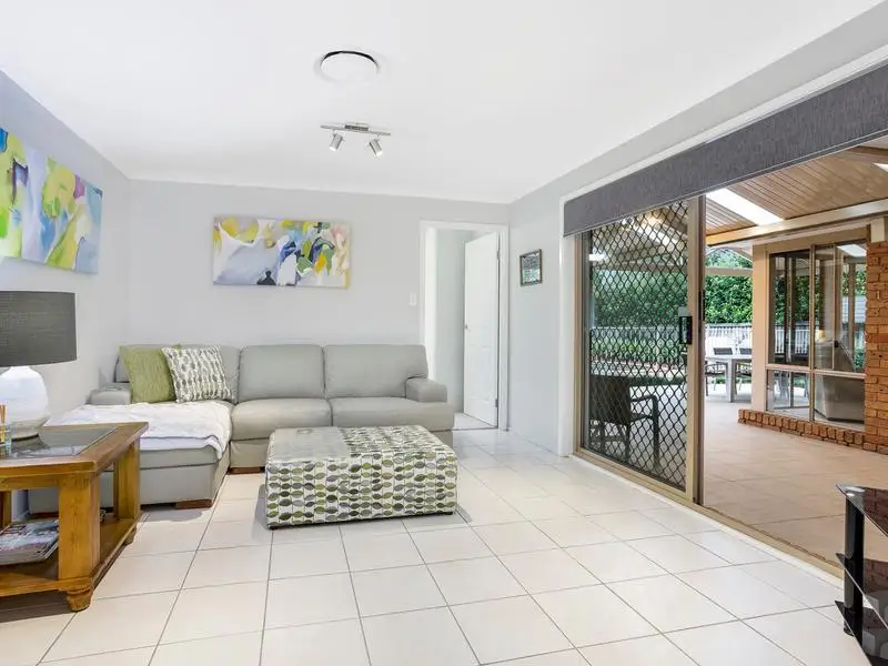 3 De La Salle Place, Castle Hill Sold by Louis Carr Real Estate - image 5