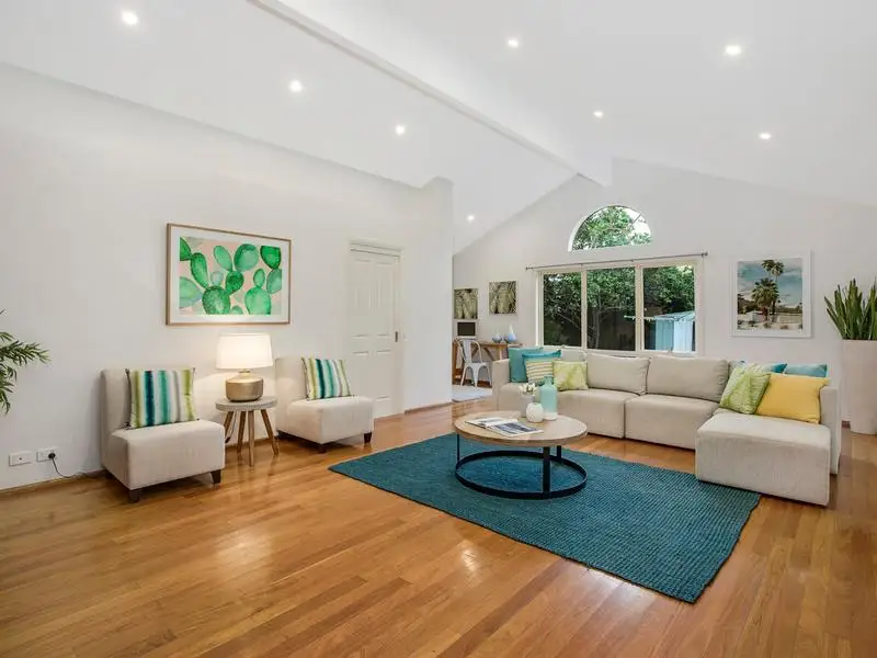 37 Darlington Drive, Cherrybrook Sold by Louis Carr Real Estate - image 3