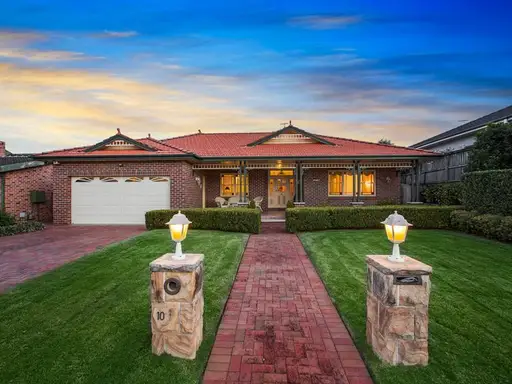 10 Chapel Close, Cherrybrook Sold by Louis Carr Real Estate