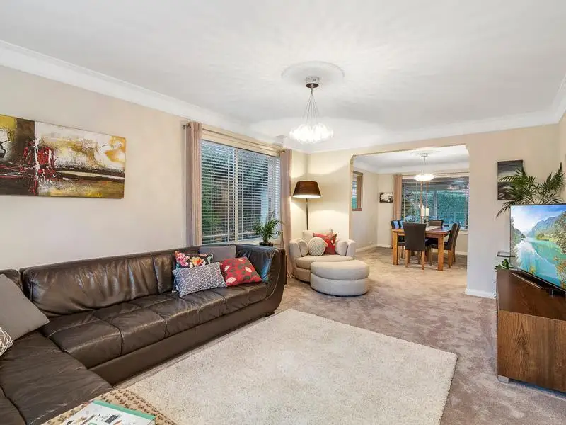 2 Worthing Place, Cherrybrook Sold by Louis Carr Real Estate - image 2