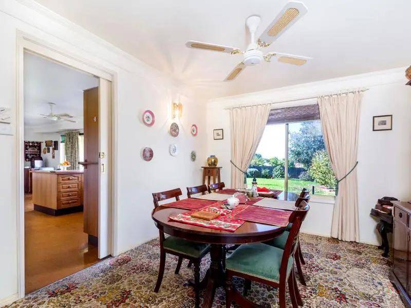 53 Franklin Road, Cherrybrook Sold by Louis Carr Real Estate - image 5