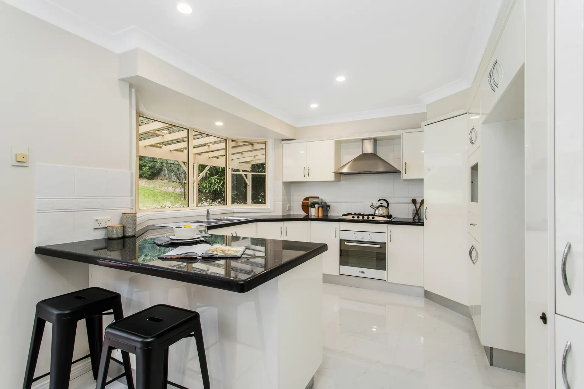 5 Lyneham Place, West Pennant Hills Sold by Louis Carr Real Estate - image 3
