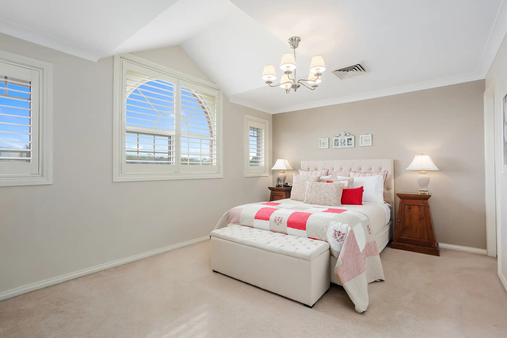 7 Lydham Place, Castle Hill Sold by Louis Carr Real Estate - image 6