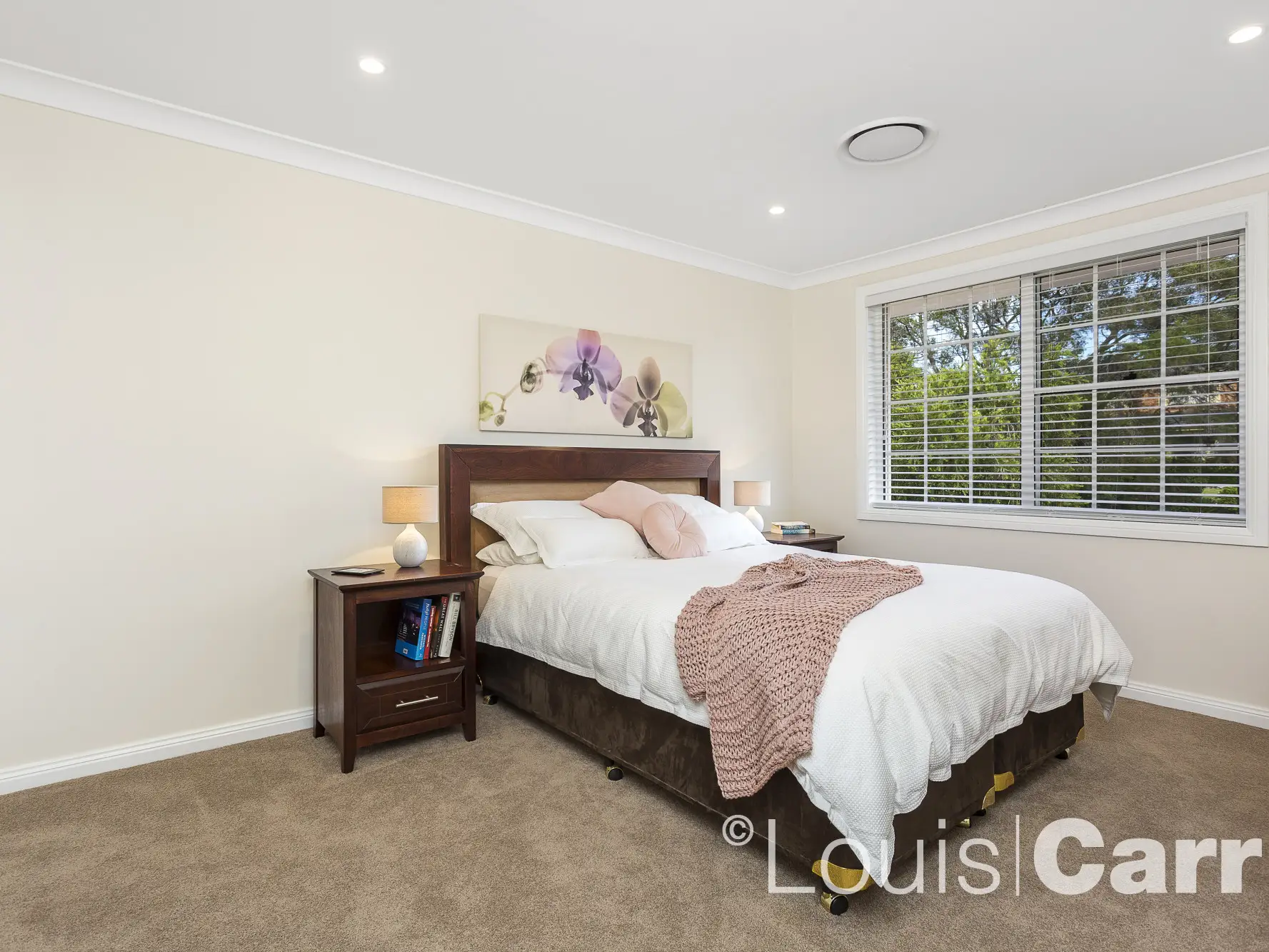 Photo #10: 6 Pineview Place, Dural - Sold by Louis Carr Real Estate