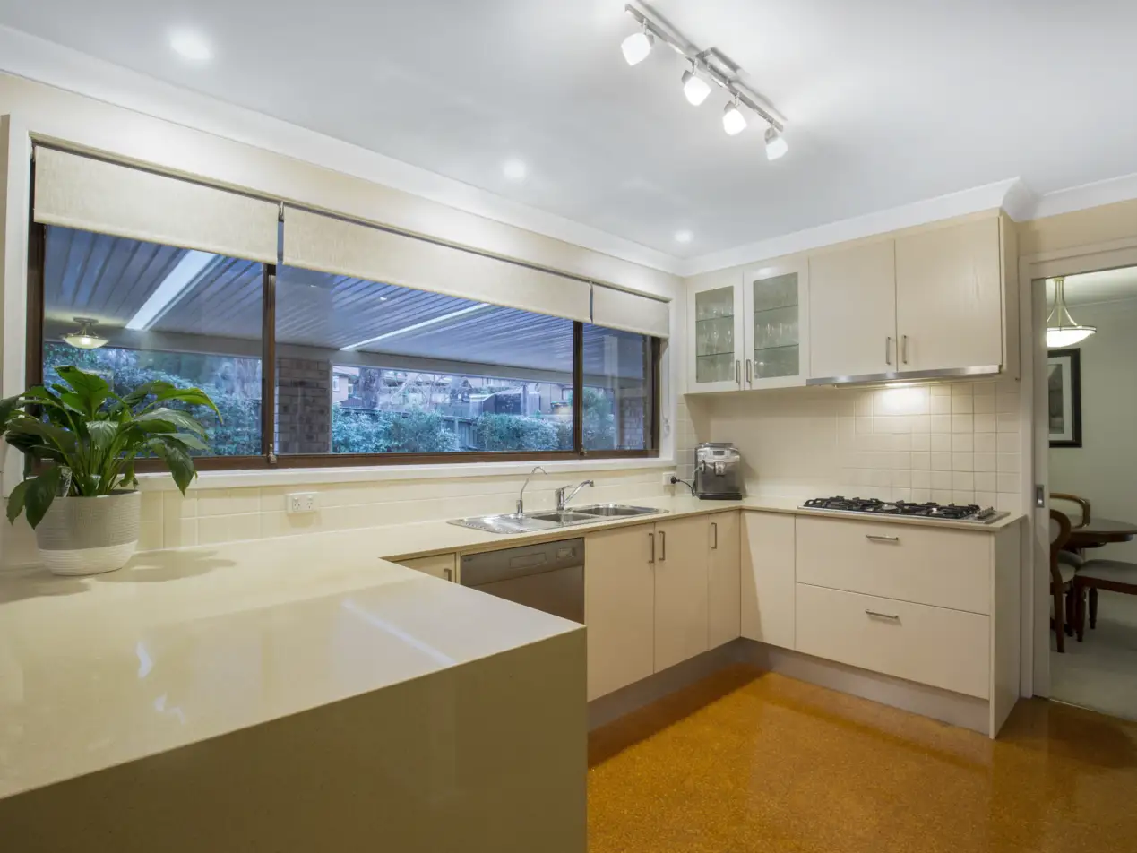 2 Hibiscus Place, Cherrybrook Sold by Louis Carr Real Estate - image 3