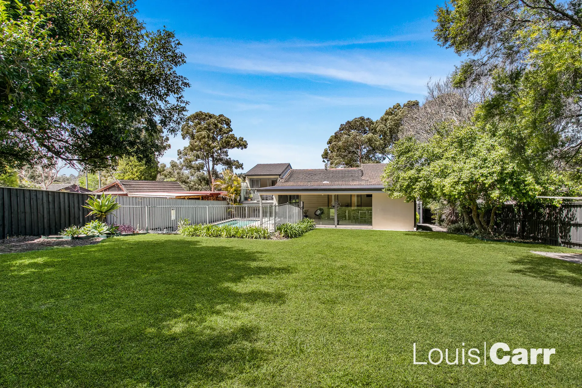 17 Tamarisk Crescent, Cherrybrook Sold by Louis Carr Real Estate - image 2