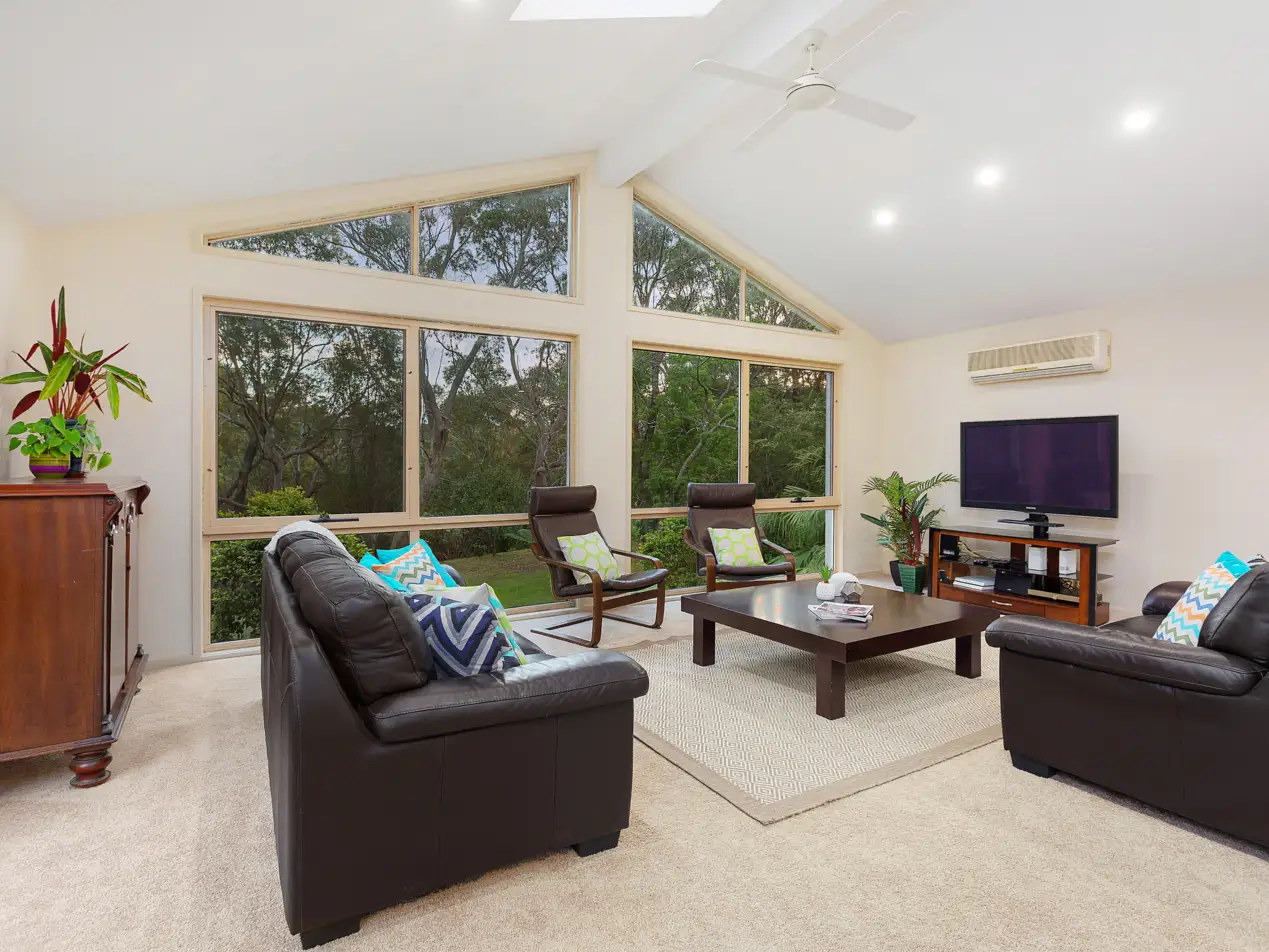 37 Appletree Drive, Cherrybrook Sold by Louis Carr Real Estate - image 2