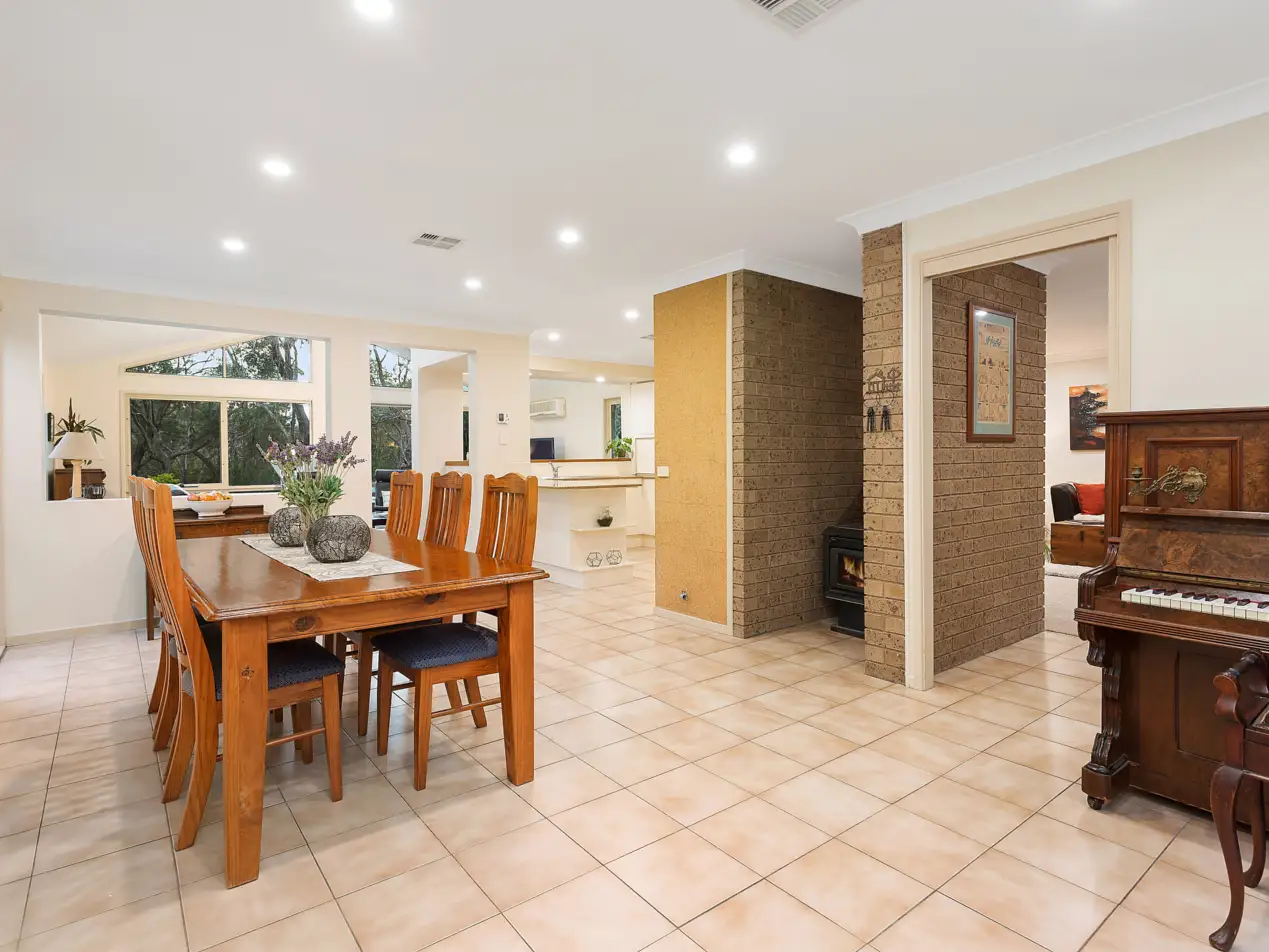 37 Appletree Drive, Cherrybrook Sold by Louis Carr Real Estate - image 5