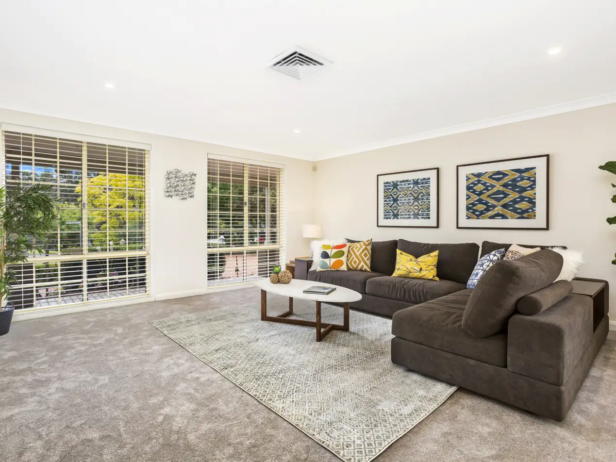 10 Bellwood Place, Castle Hill Sold by Louis Carr Real Estate - image 3