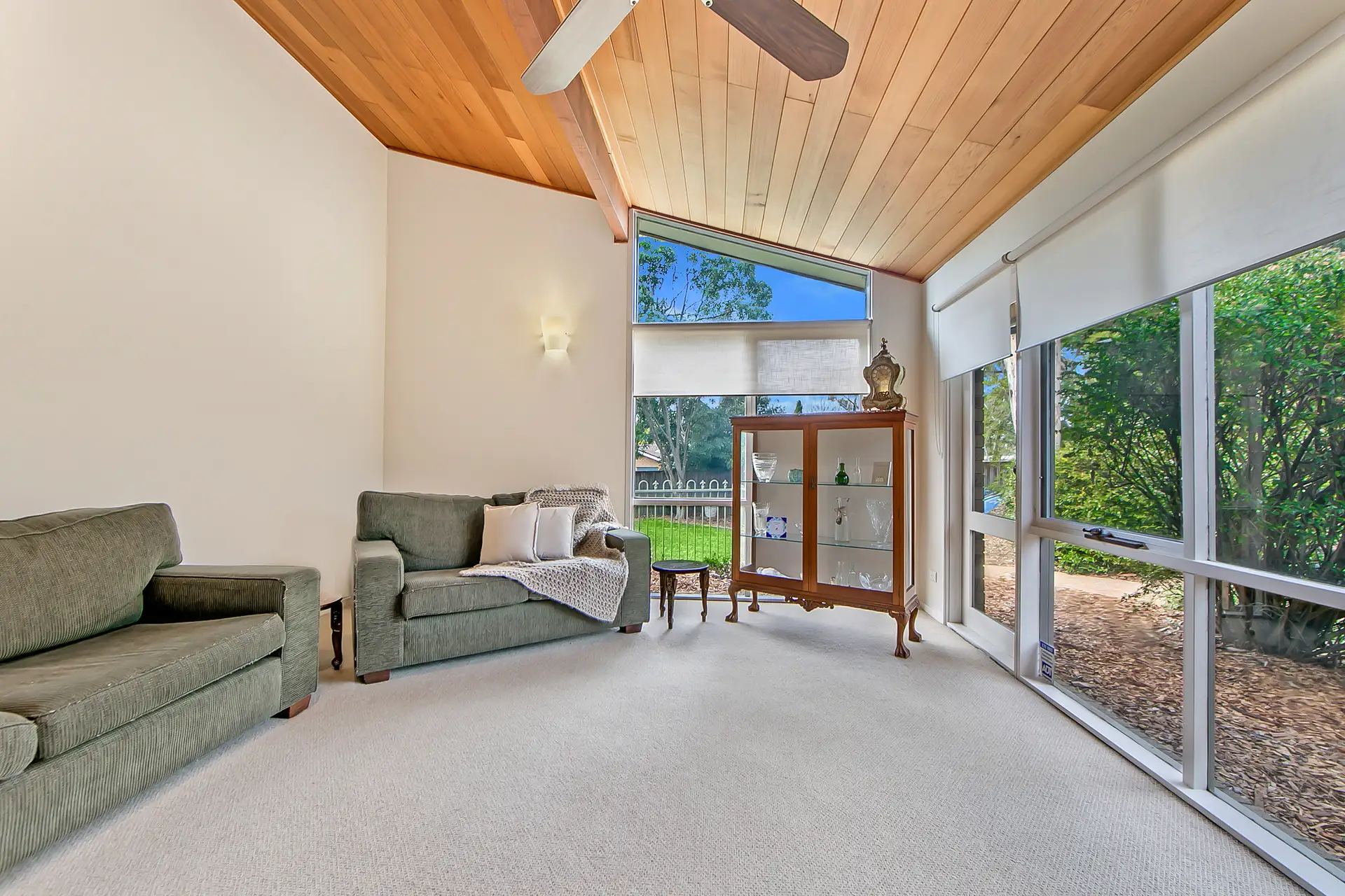 Photo #4: 4 Camellia Court, Cherrybrook - Sold by Louis Carr Real Estate