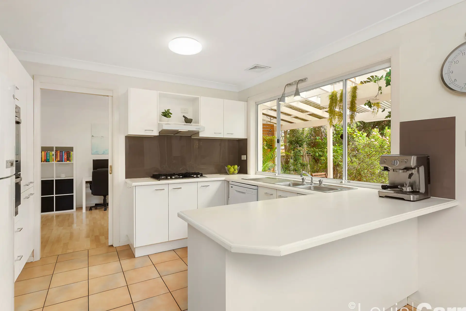 15 Woodgrove Avenue, Cherrybrook Sold by Louis Carr Real Estate - image 3