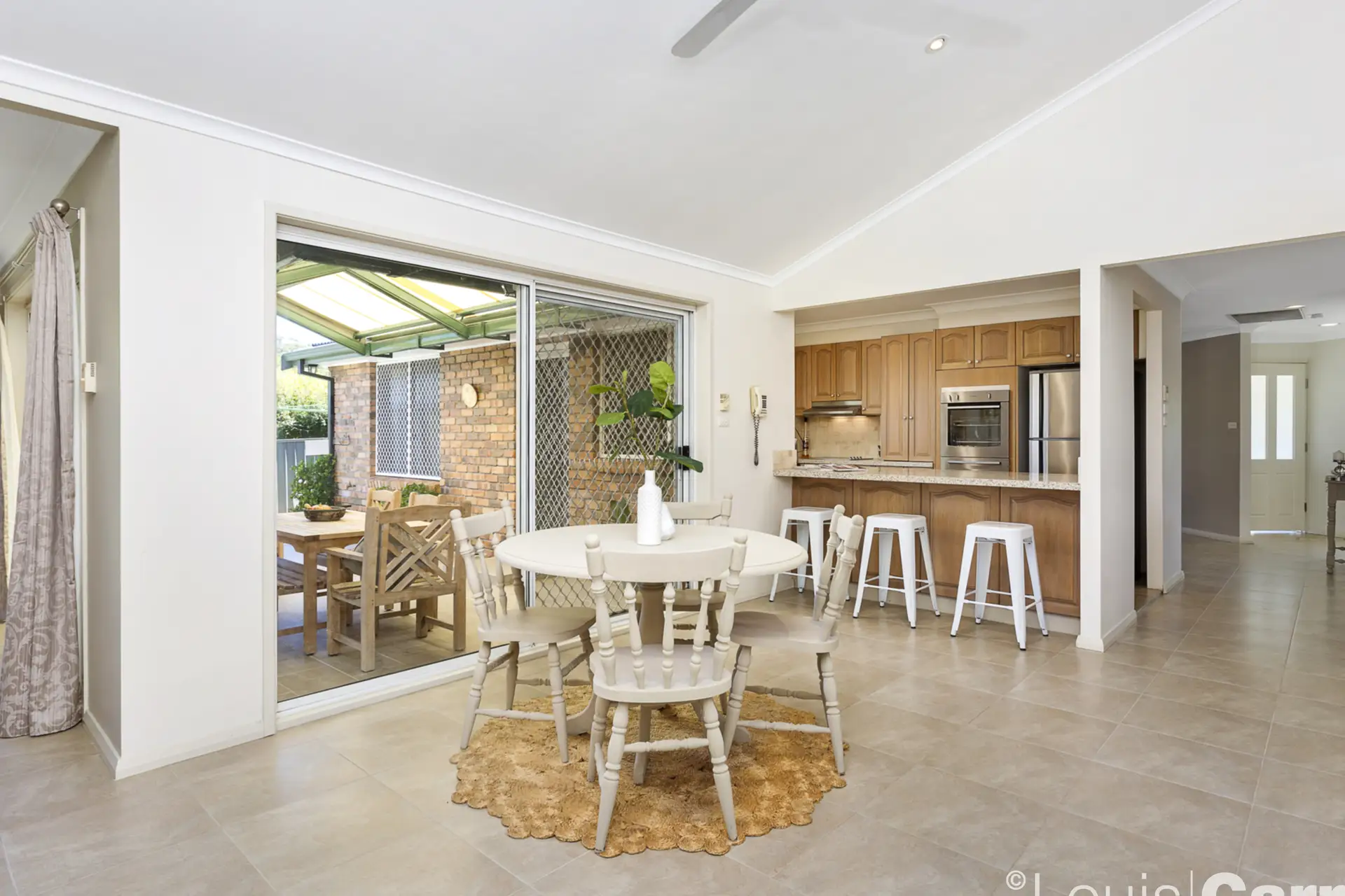 24 Longworth Crescent, Castle Hill Sold by Louis Carr Real Estate - image 4