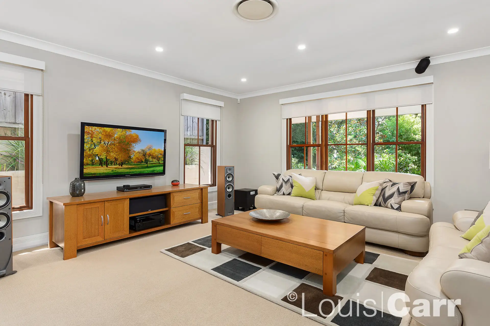 48 Ravensbourne Circuit, Dural Sold by Louis Carr Real Estate - image 2