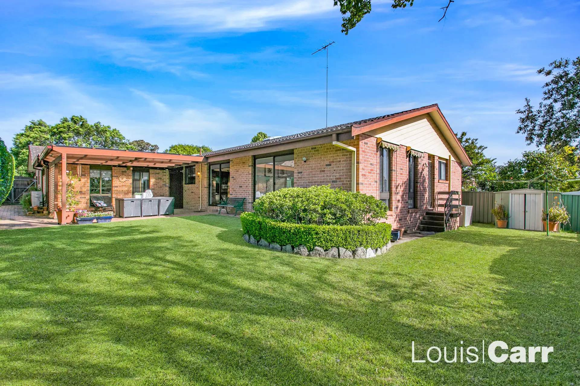 Photo #4: 11 Kentia Parade, Cherrybrook - Sold by Louis Carr Real Estate