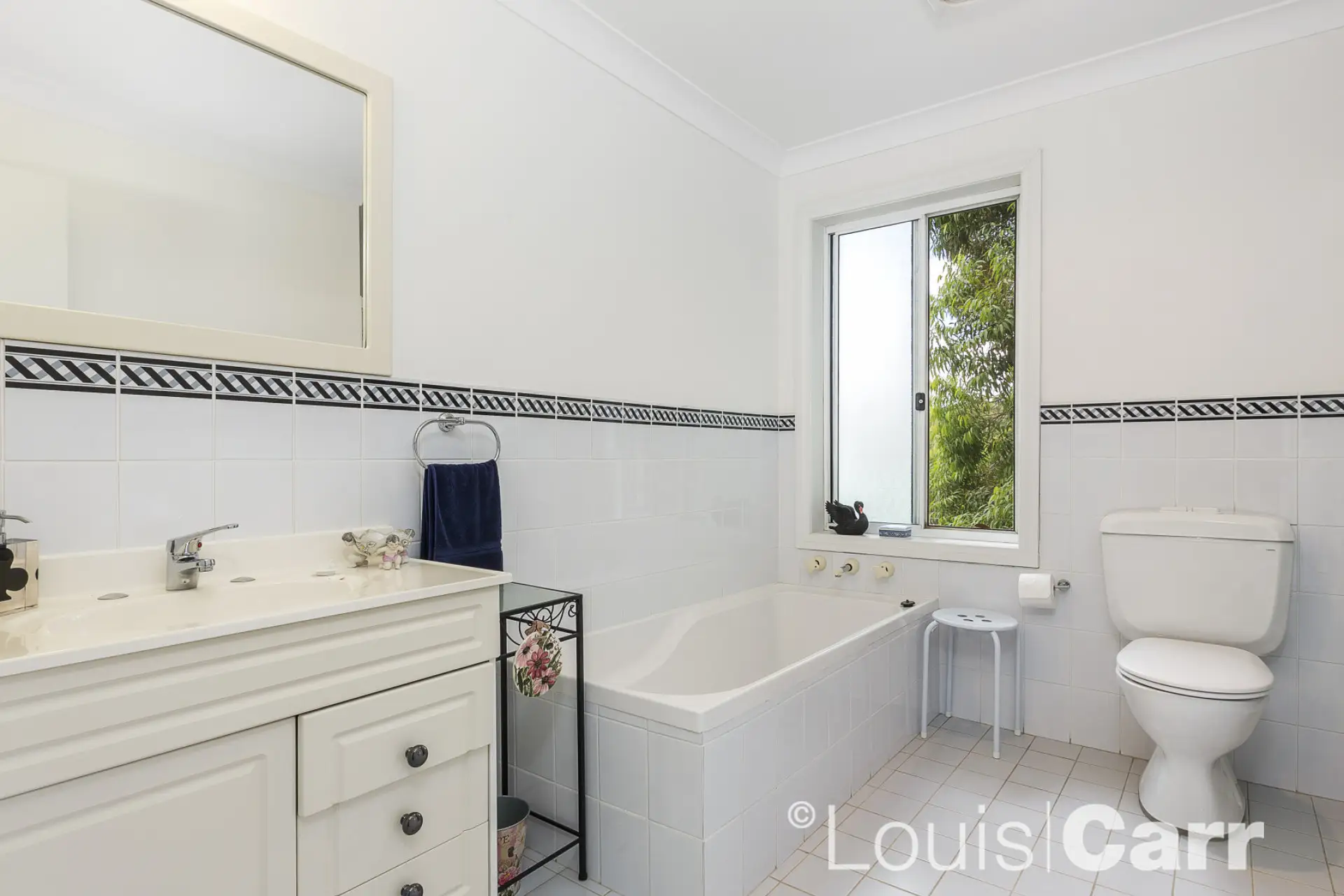 Photo #6: 22/1 Beahan Place, Cherrybrook - Sold by Louis Carr Real Estate