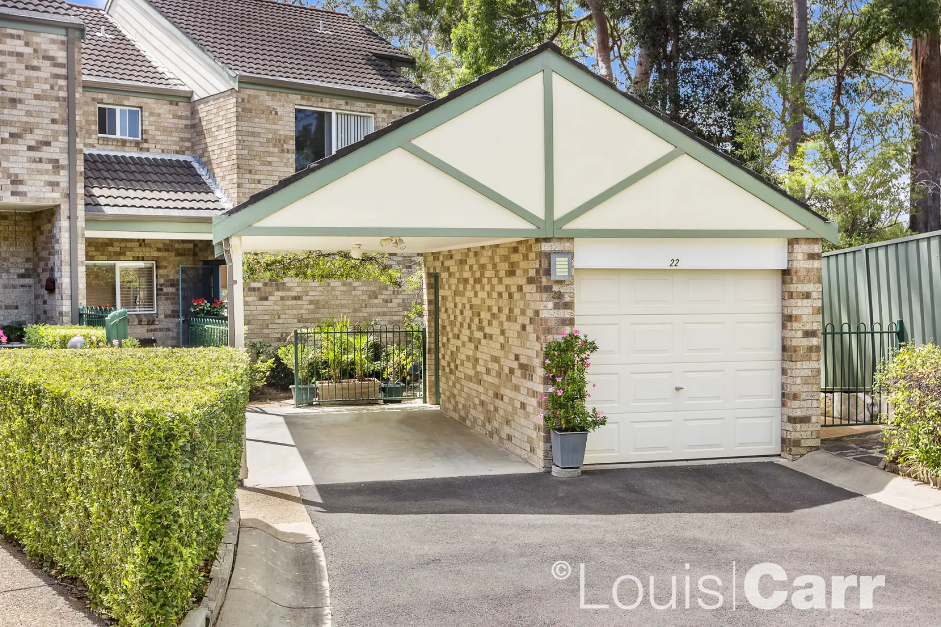 22/1 Beahan Place, Cherrybrook Sold by Louis Carr Real Estate - image 1