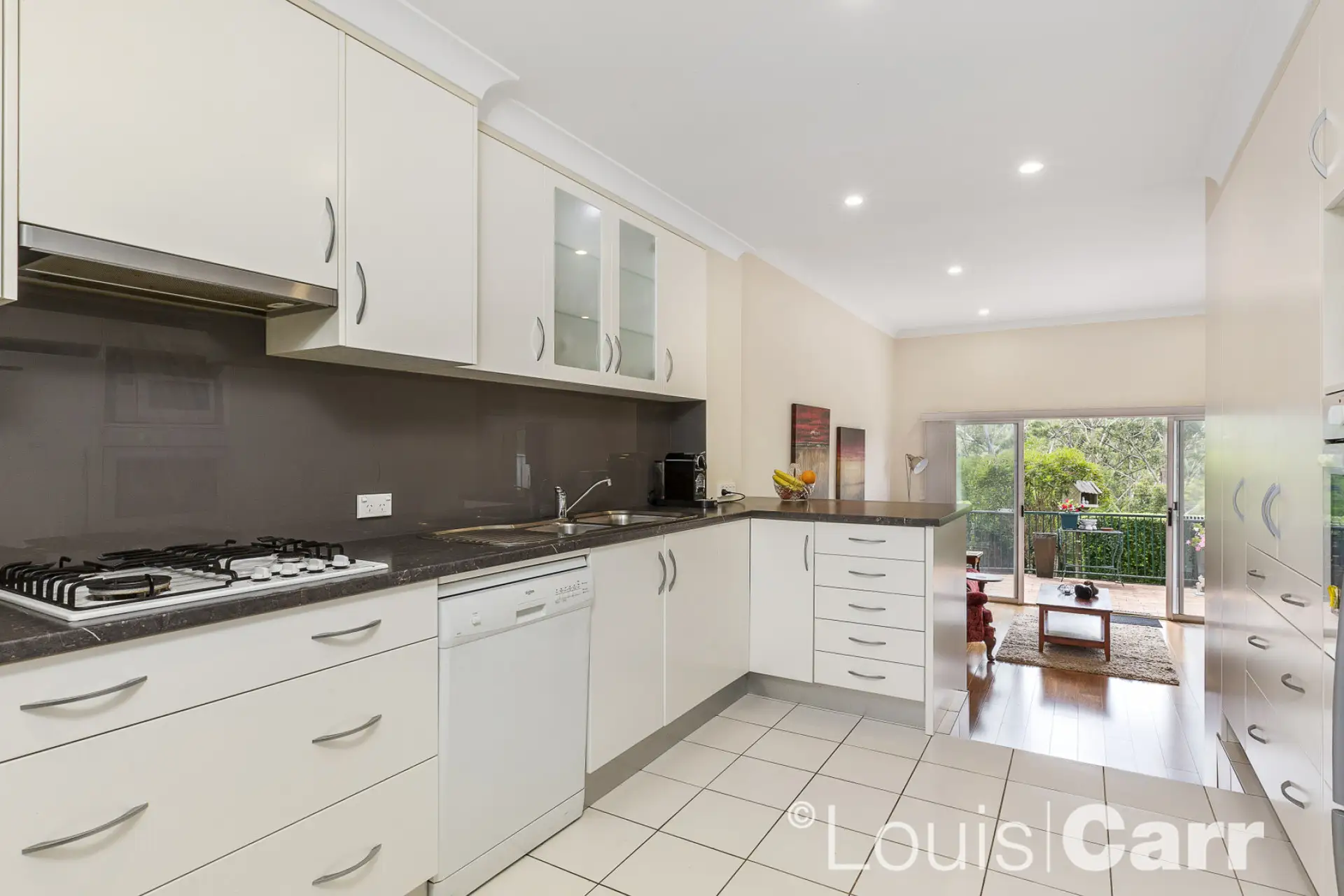 22/1 Beahan Place, Cherrybrook Sold by Louis Carr Real Estate - image 2