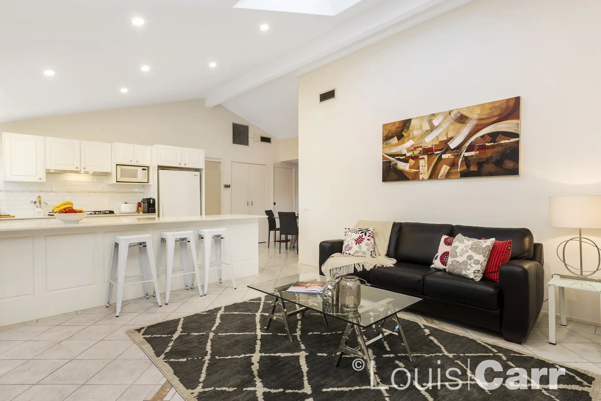 5 Appletree Drive, Cherrybrook Sold by Louis Carr Real Estate - image 2