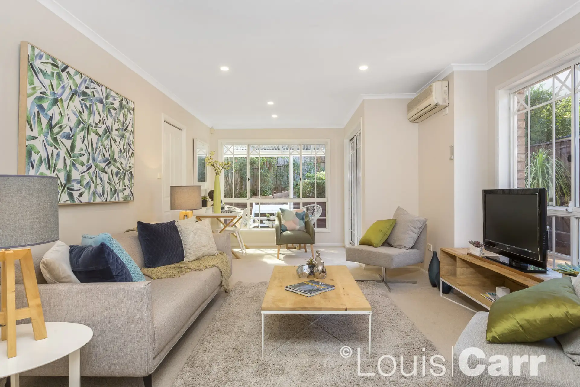 Photo #2: 17 Tennyson Close, Cherrybrook - Sold by Louis Carr Real Estate