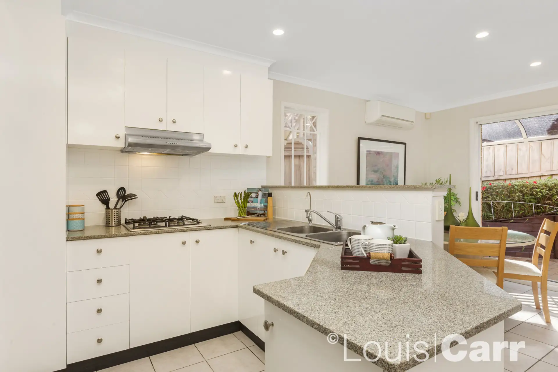 Photo #3: 17 Tennyson Close, Cherrybrook - Sold by Louis Carr Real Estate