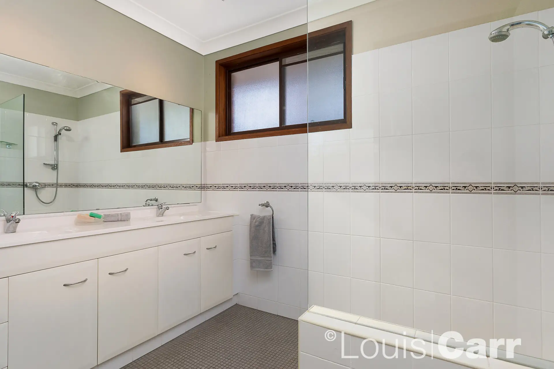 Photo #7: 11 Goodman Place, Cherrybrook - Sold by Louis Carr Real Estate