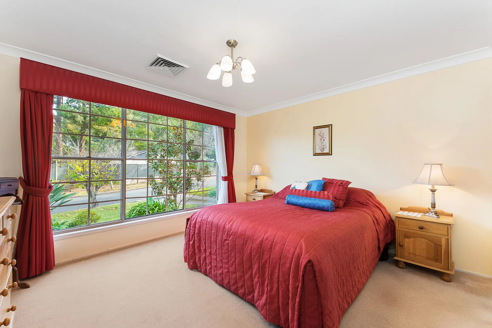 5 Baydon Street, Castle Hill Sold by Louis Carr Real Estate - image 6