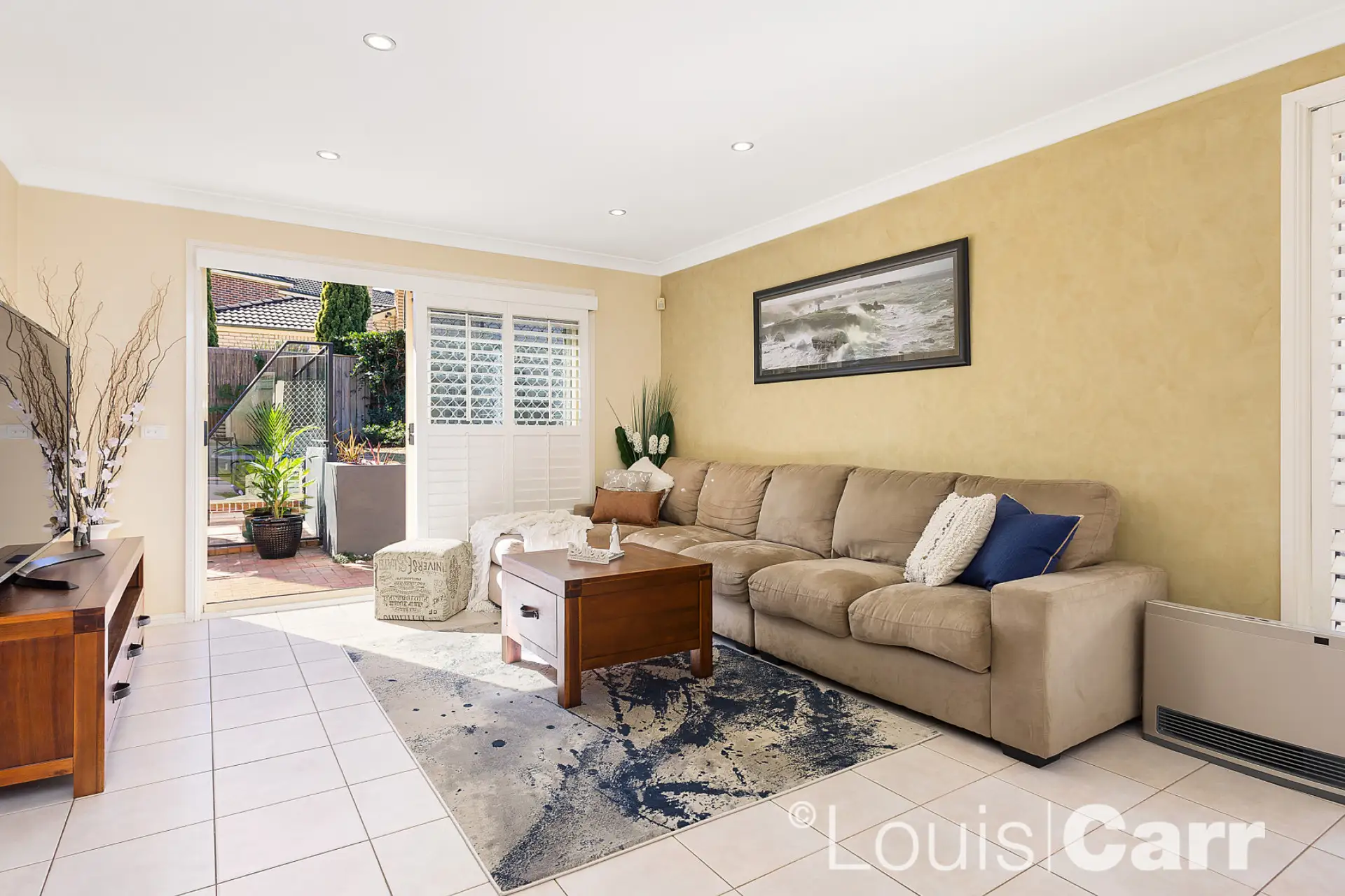 4 Telowie Court, Dural Sold by Louis Carr Real Estate - image 3