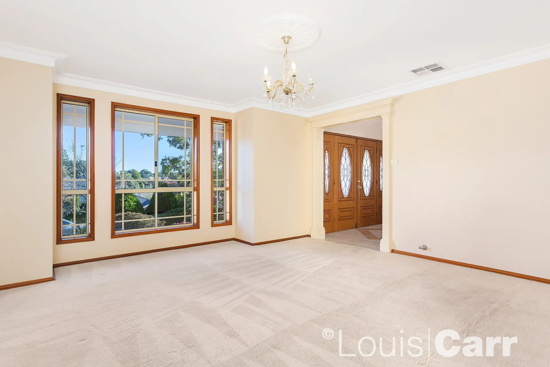 9 Parkwood Close, Castle Hill Sold by Louis Carr Real Estate - image 4