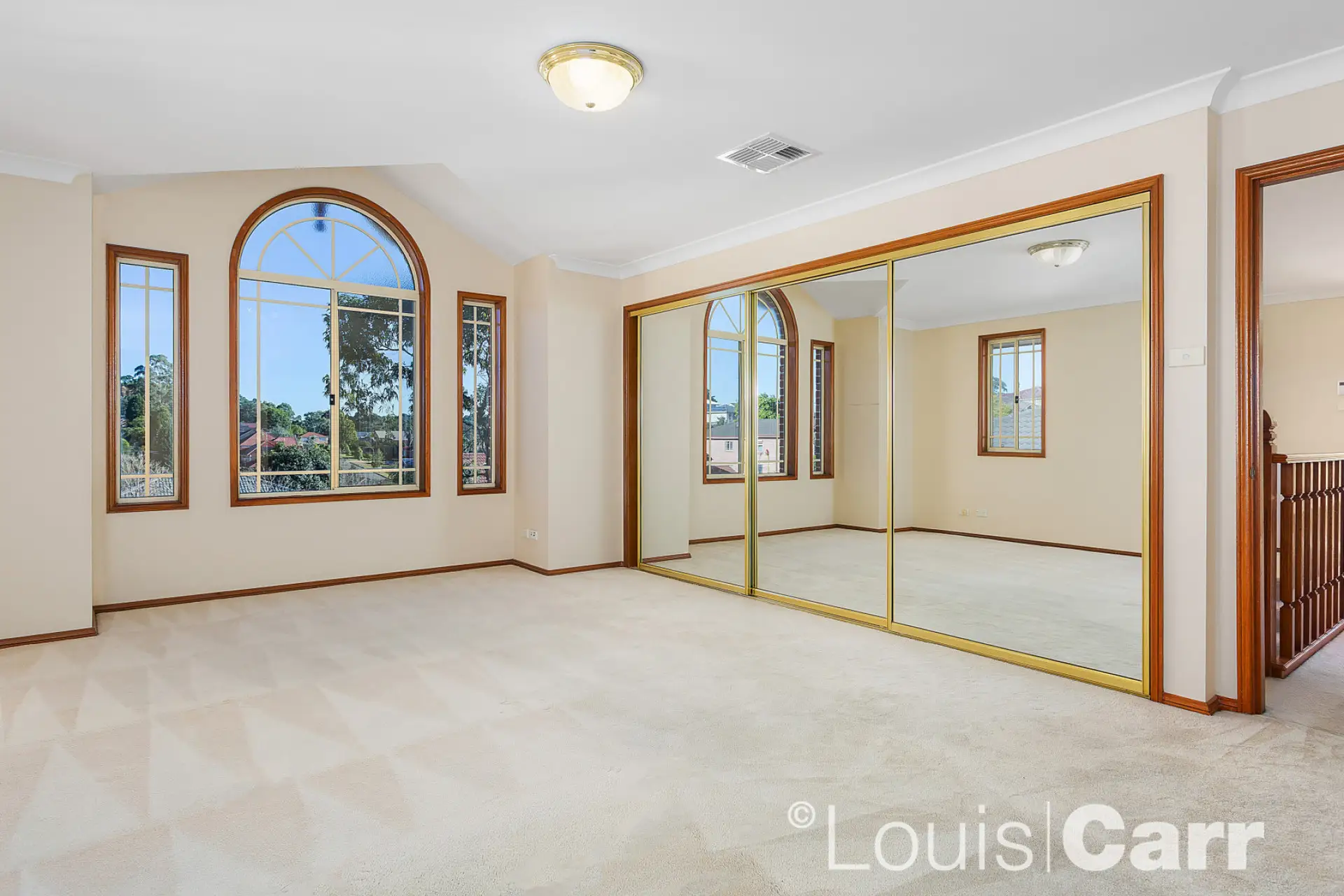 Photo #6: 9 Parkwood Close, Castle Hill - Sold by Louis Carr Real Estate