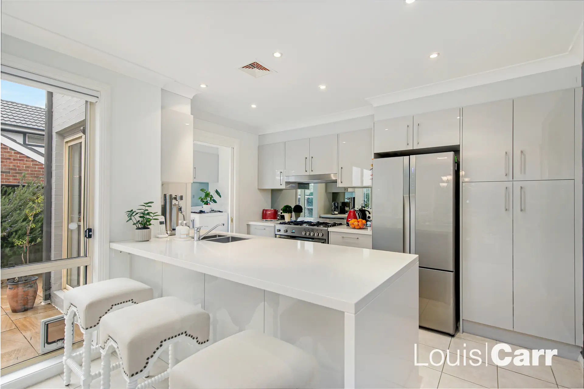 16 Rosemary Place, Cherrybrook Sold by Louis Carr Real Estate - image 4
